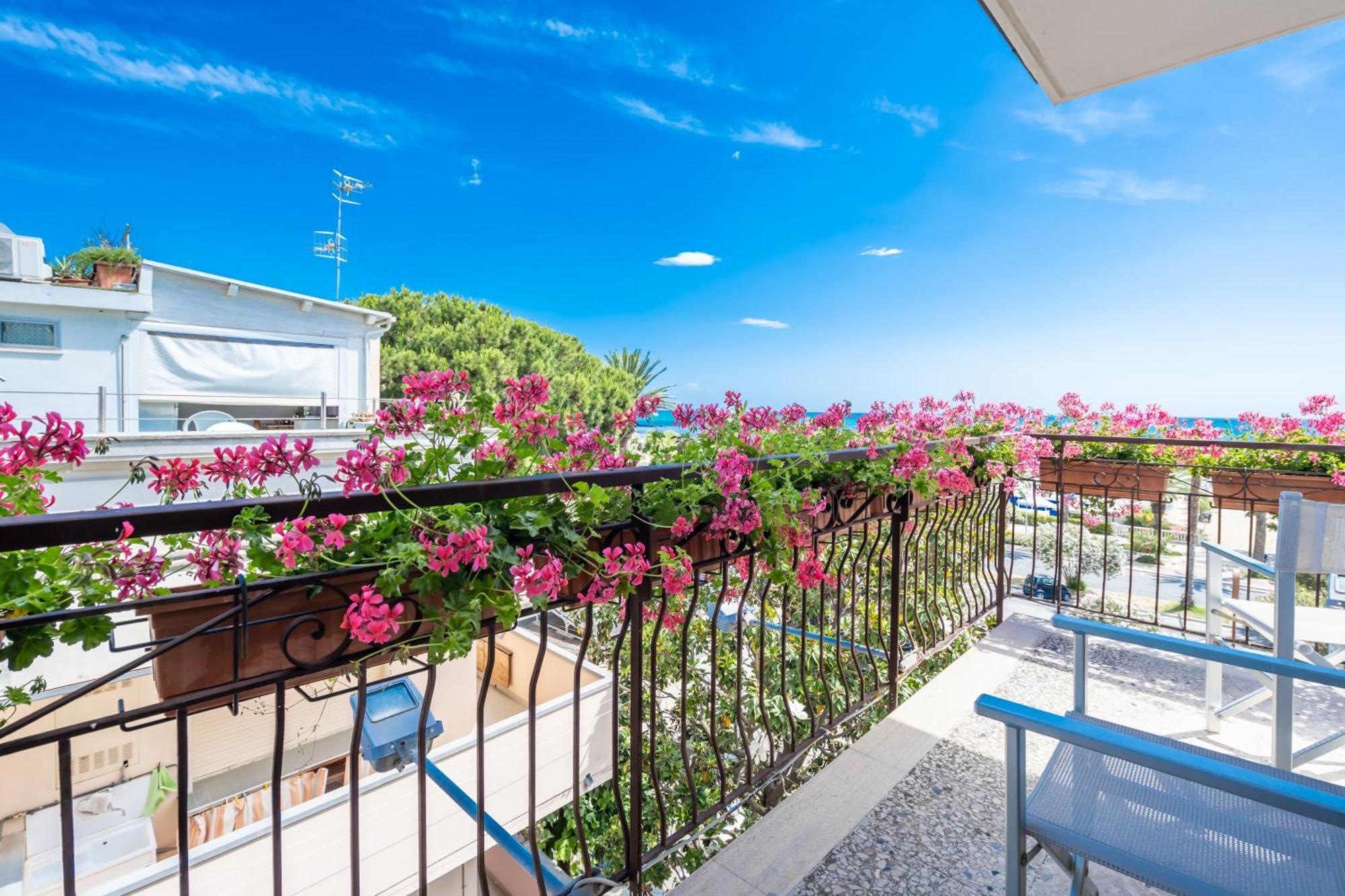 Hotel Florence Сан-Бенедетто-дель-Тронто Экстерьер фото