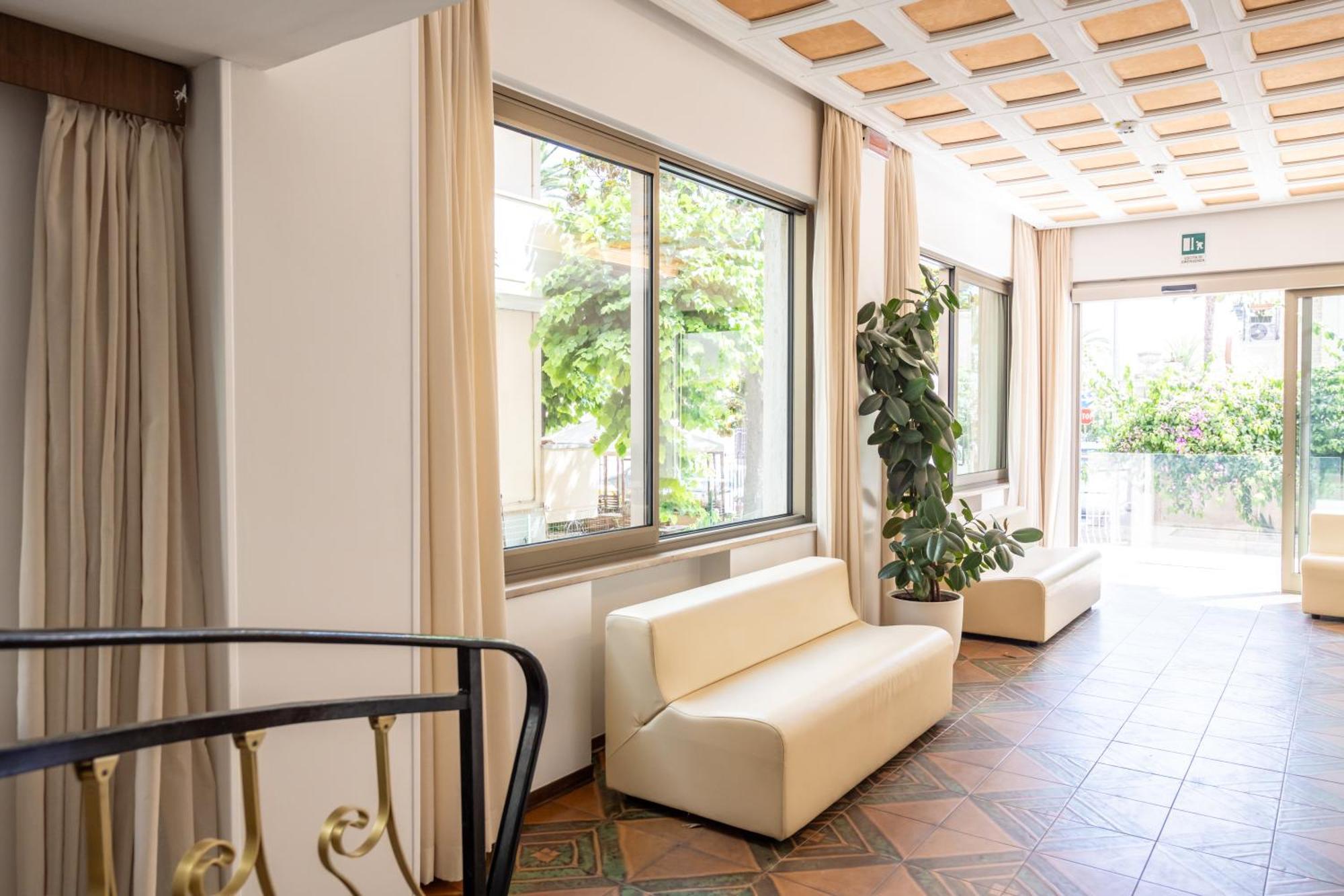 Hotel Florence Сан-Бенедетто-дель-Тронто Экстерьер фото