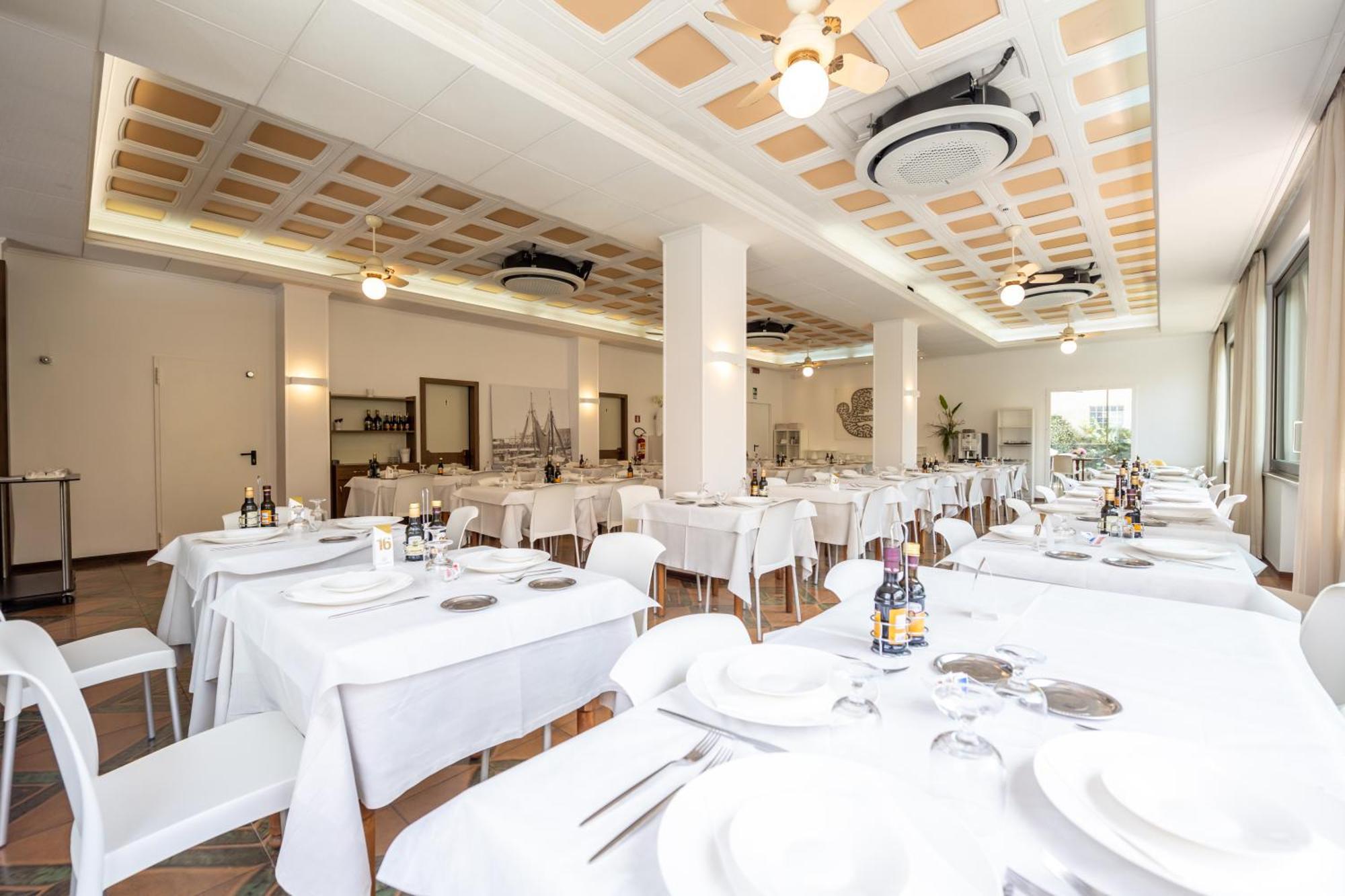 Hotel Florence Сан-Бенедетто-дель-Тронто Экстерьер фото