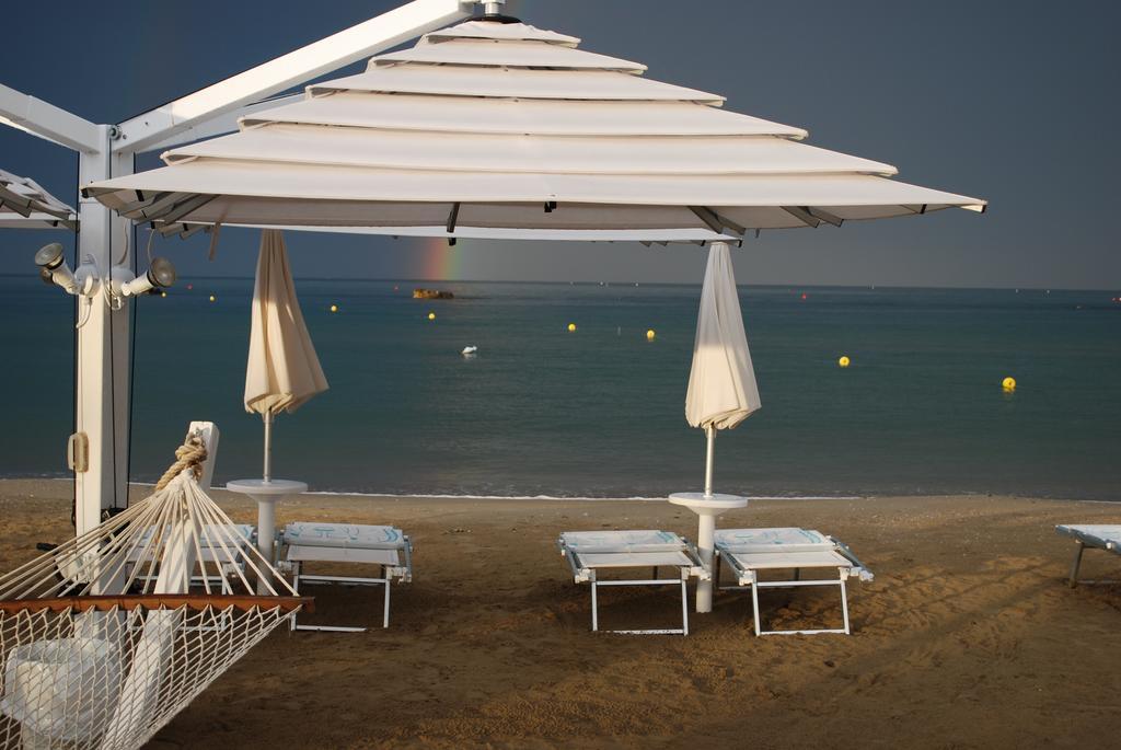 Hotel Florence Сан-Бенедетто-дель-Тронто Экстерьер фото
